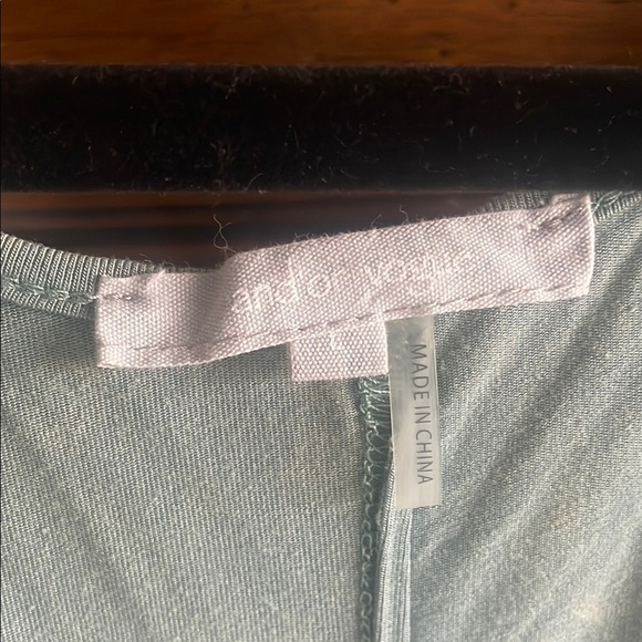 And or vogue teal long Top - Picture 2 of 6